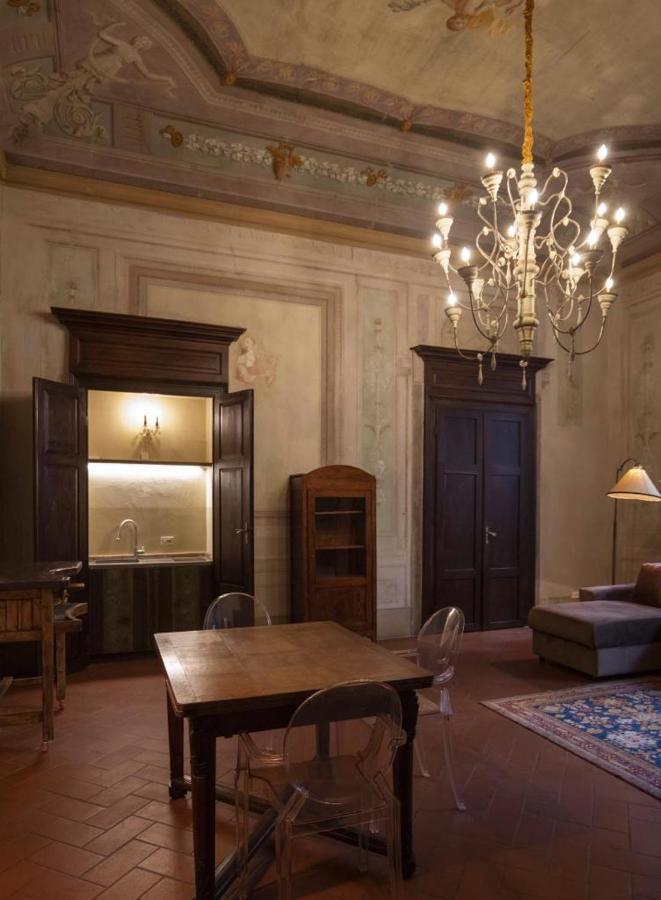 פירנצה Renaissance Palace Noble Floor Apartment מראה חיצוני תמונה